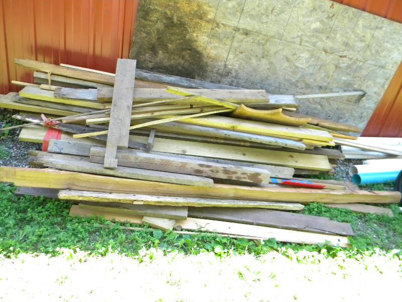 lot 434 image: Lumber Lot