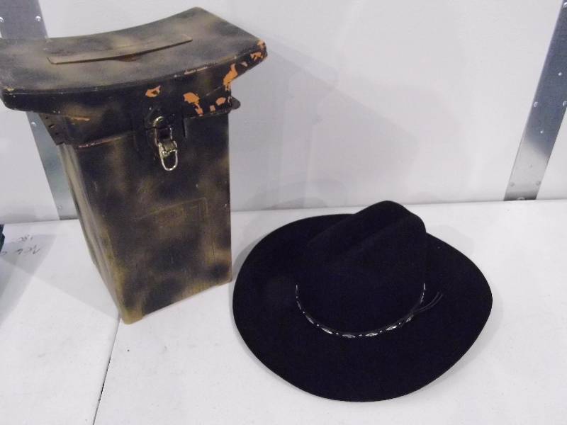 Plastic Ammo Box - Western Hat