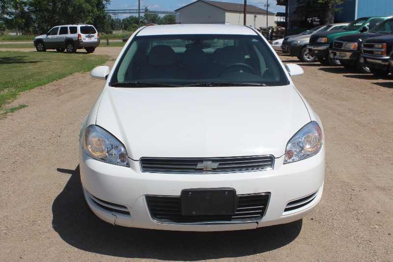 2009 Chevrolet Impala LT - 103,937 Miles