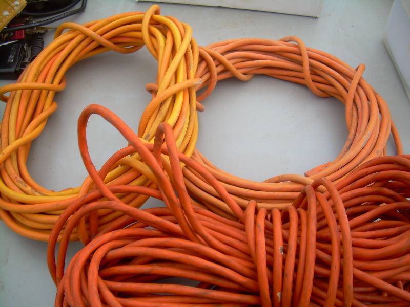 lot 10 image: 3 EXTENSION CORDS