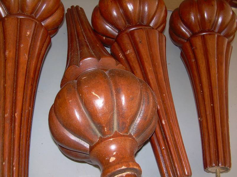 lot 39 image: WOODEN SPINDLES