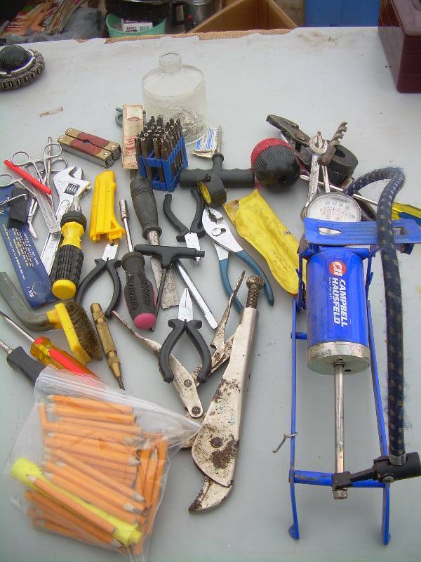 lot 54 image: MISC TOOLS