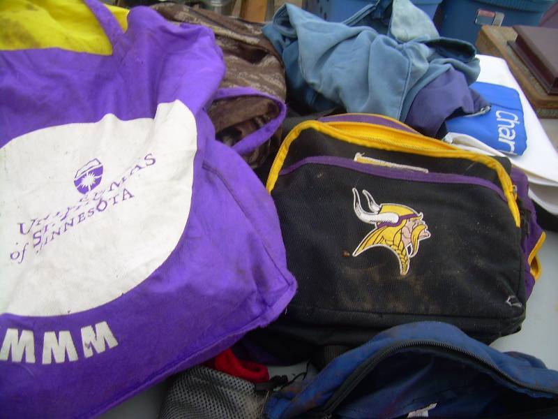 lot 81 image: CLOTH BAGS