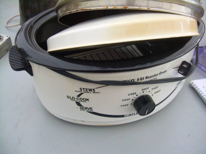 lot 90 image: KITCHENWARES