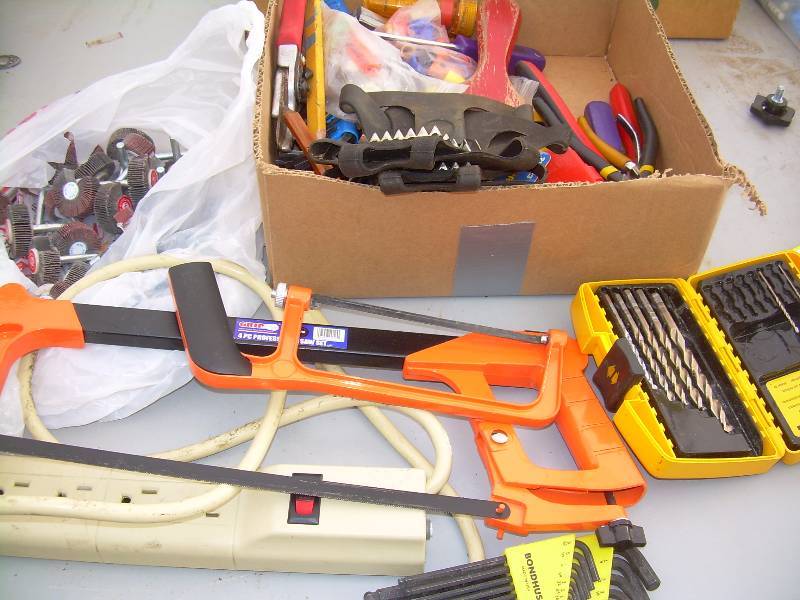 lot 95 image: HAND TOOLS