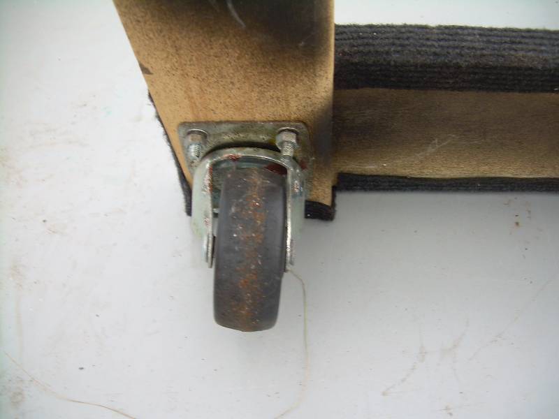 lot 101 image: FURNITURE DOLLY