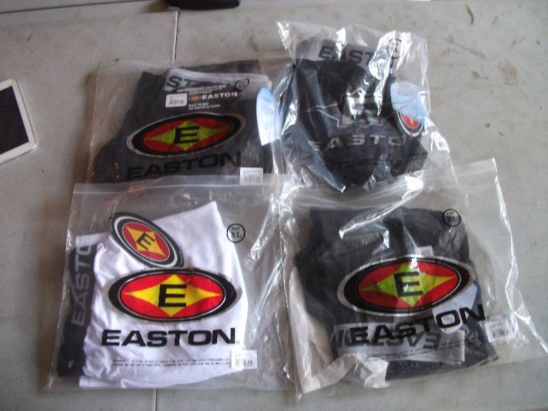 4-Easton Size XL Sliding Skinz (Shorts)