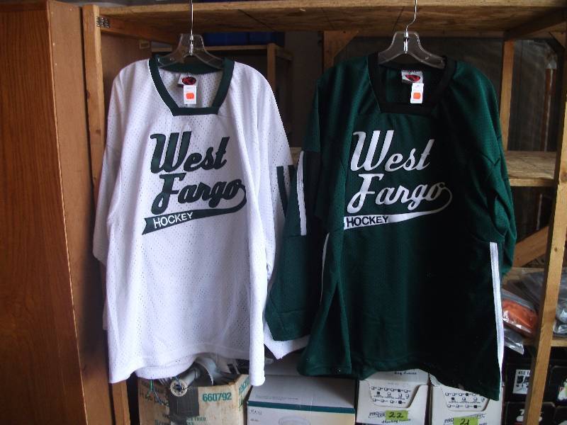 2-West Fargo Hockey Jerseys Size XL