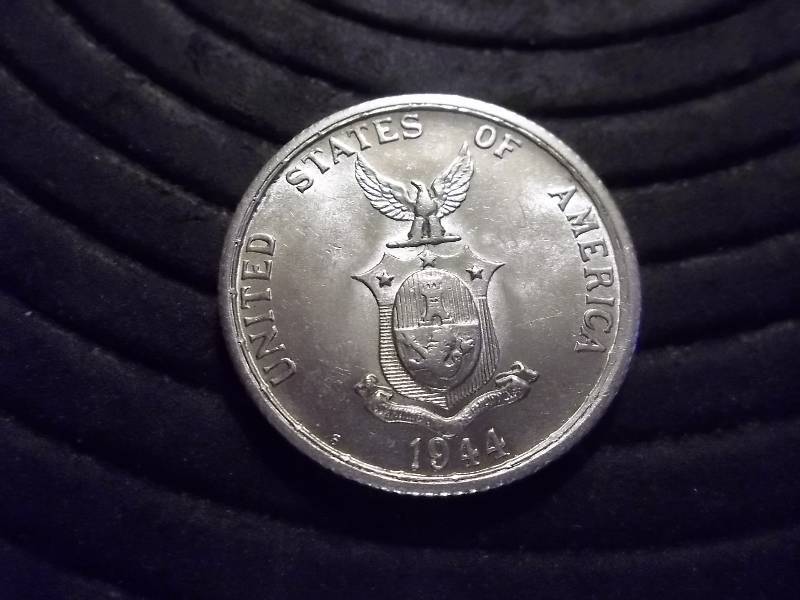 1944 S US American Philippines Silver 50 Centavo (50 Cents) In MS Condition 10 Grams Weight (In MS $25.00) Minted In San Francisco