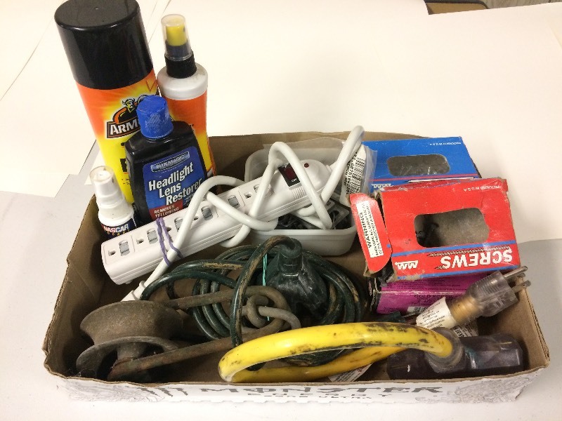 lot 17 image: Misc Hardware & Auto Cleaners