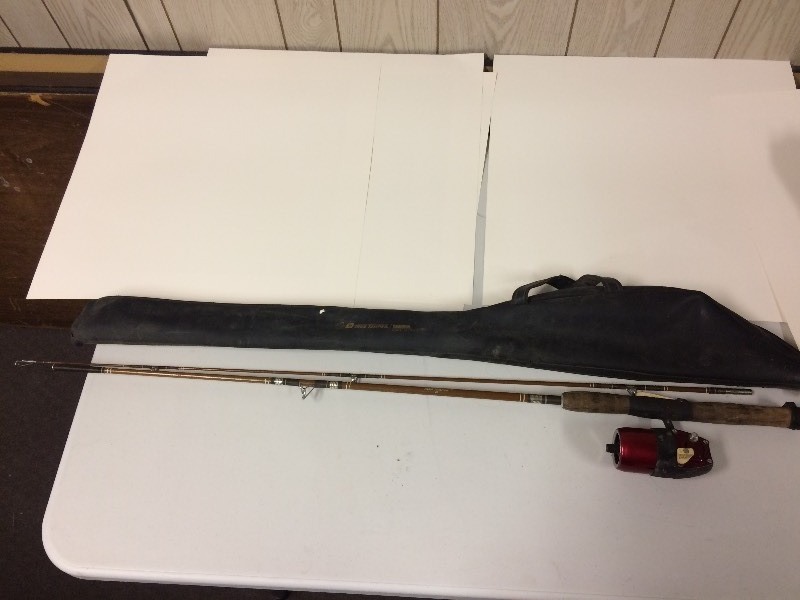 lot 19 image: Bronson 63 Rod & Reel in Case