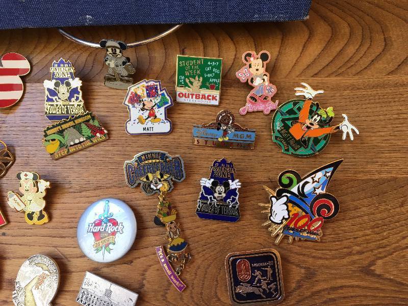 lot 23 image: ART OF WALT DISNEY AND COLLECTIBLE PINS