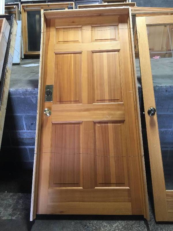 lot 71 image: DOOR LOT