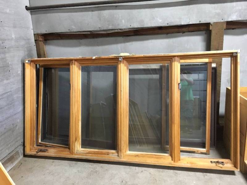 lot 78 image: WINDOW LOT