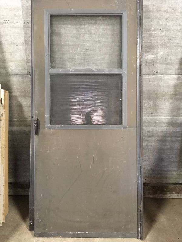 lot 82 image: (3) SCREEN DOORS (2) SINGLE PANE WINDOWS