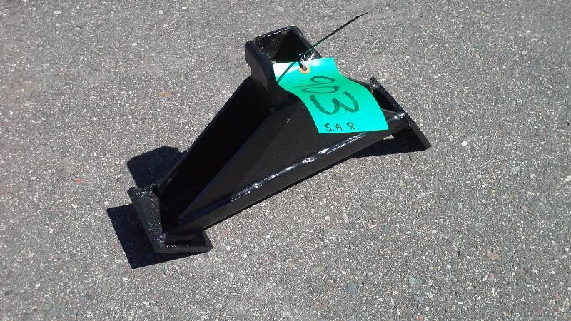 Receiver Hitch for Skid Steer Quick Attach