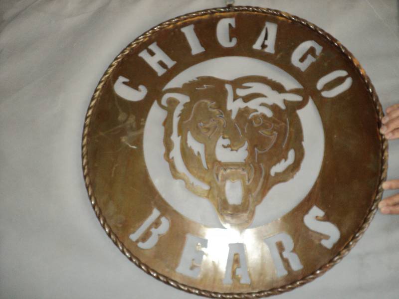 chicago bears metal sign, 2 ft in d...