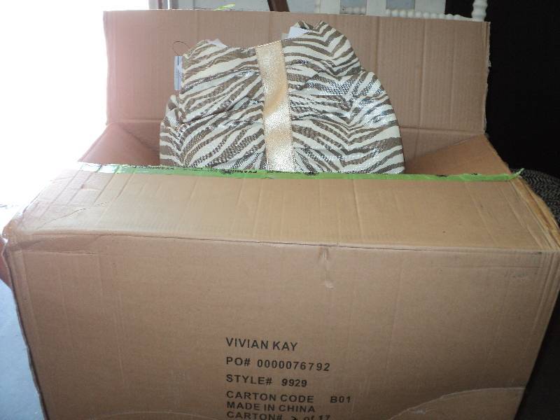 box of 8 gold new purses...