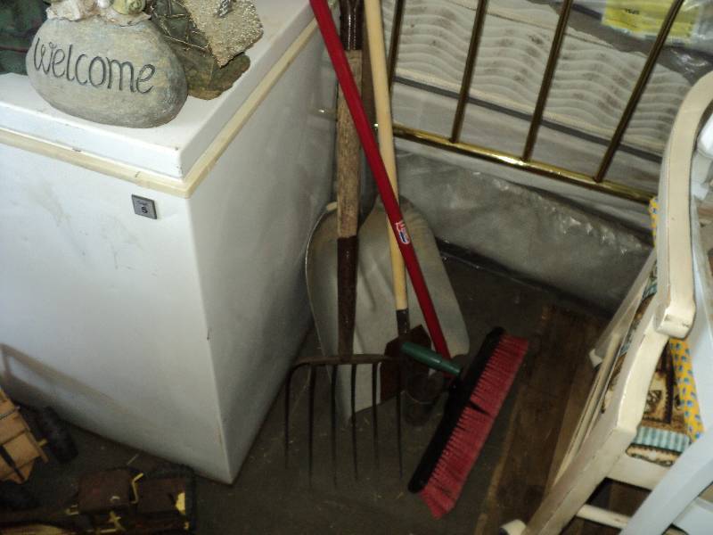 shovel, push broom, potato fork, bu...