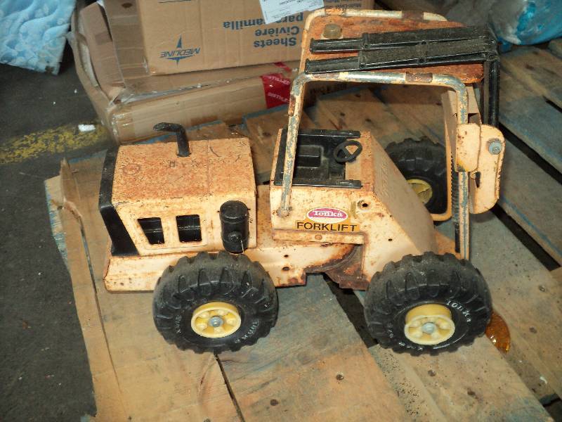vintage tonka metal forklift toy...