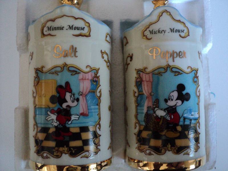 lenox minnie and micky salt and pep...