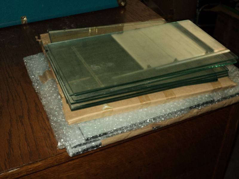 10 pieces of plate glass...