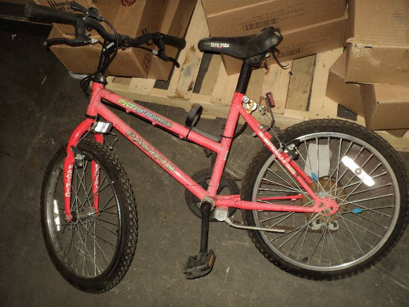 pathfinder pacific kids bike...