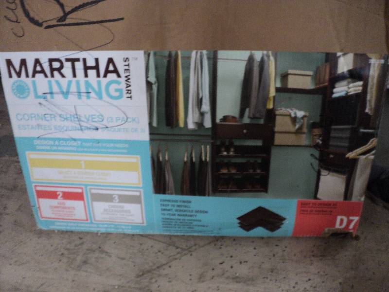 Martha Steward corner shelves, need...
