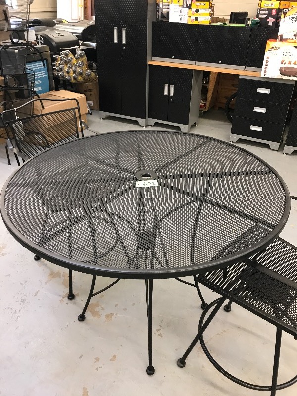 PATIO FURNITURE SET