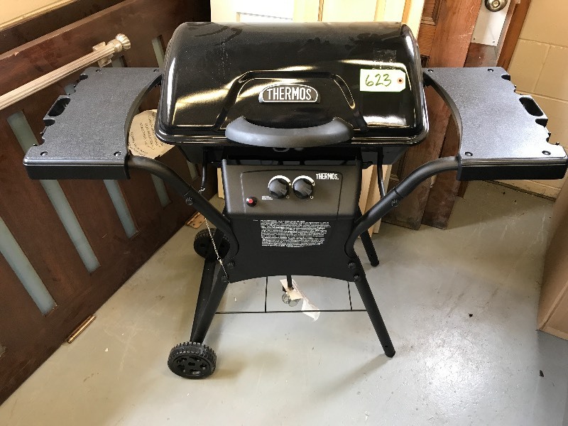 GAS GRILL