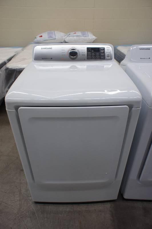 lot 6 image: Scratch and Dent - Samsung Model # (DV45H7000EW) Front-Loading Electric Dryer - White Color - Tested Works - MSRP $899.99