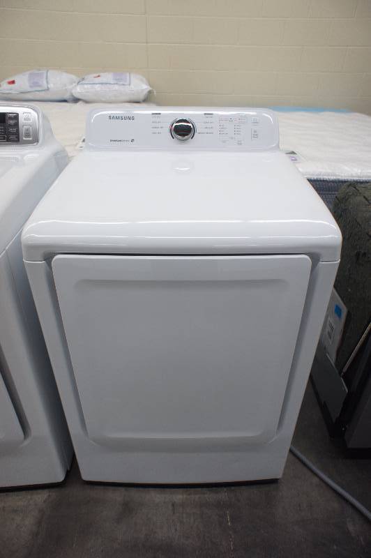 lot 7 image: Scratch and Dent - Samsung Model # (DV40J3000GW) Front-Loading Gas Dryer - White Color - Tested Works - MSRP $899.99