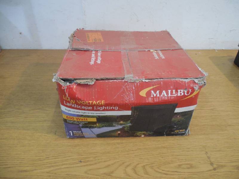 lot 37 image: Malibu Landscaping Lighting power pack