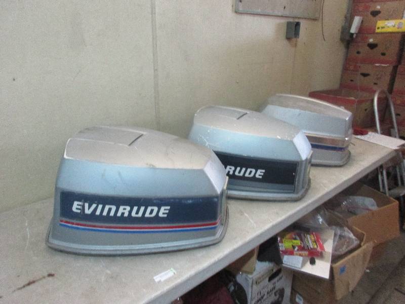 lot 4 image: Evinrude Motor Hoods