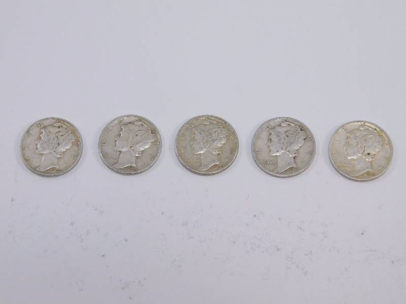 lot 2 image: Lot Of 1941, 1944, 1944 S, 1945, 1945 Mercury Dimes