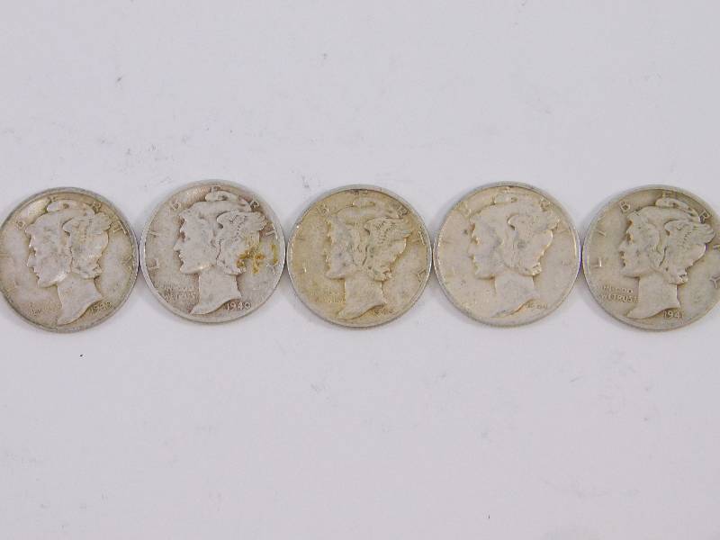 lot 9 image: 1939 D, 1940, 1941 D, 1944 D, 1945  Mercury Dimes