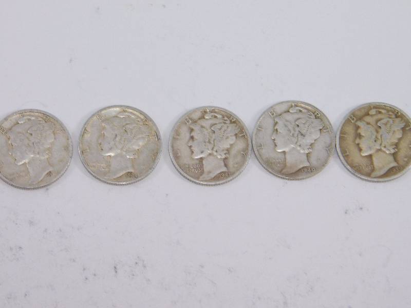 lot 16 image: 1939, 1940, 1941, 1944 D, 1945 Mercury Dimes