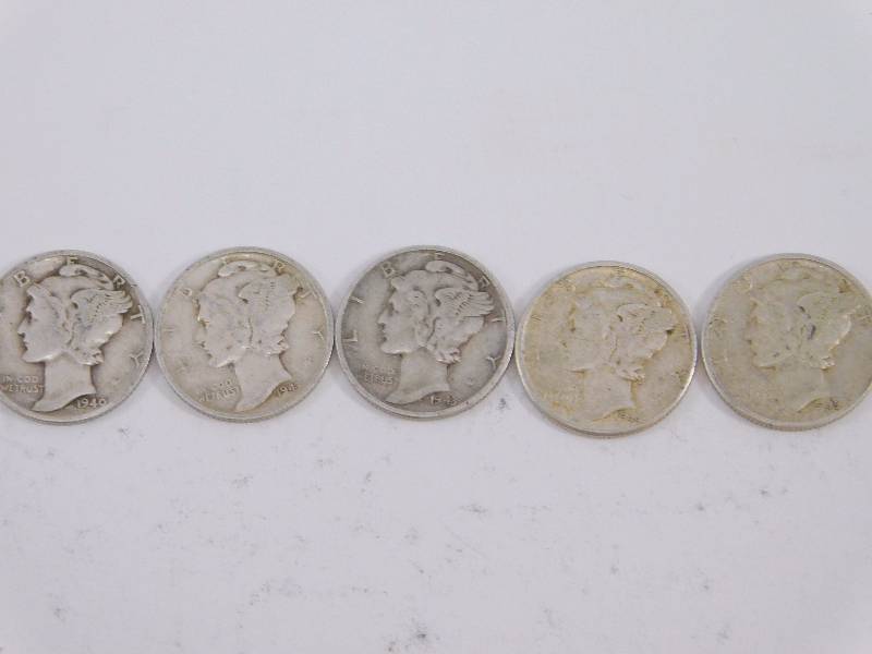 lot 18 image: 1940, 1941 D, 1943, 1944 D, 1945 D Mercury Dimes