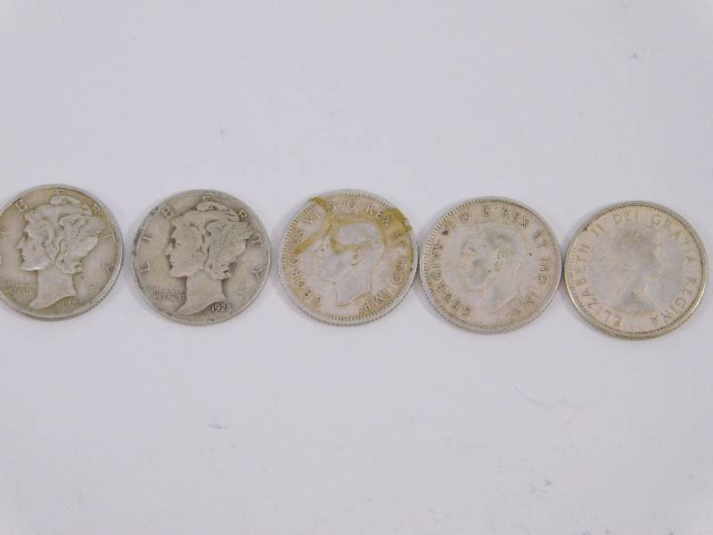 lot 20 image: 1928, 1943 Mercury Dimes 1941, 1947, 1955 Canada Maple Leaf Dimes