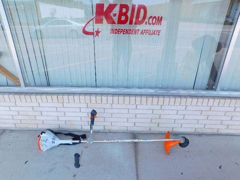 lot 28 image: Stihl Commercial-Grade Brush Cutter