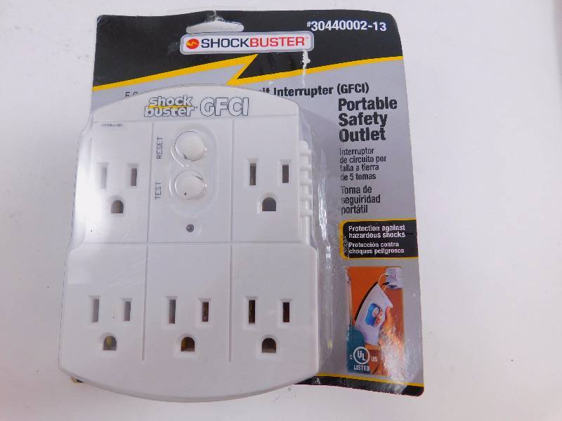lot 55 image: ShockBuster 5 Outlet GFCI Outlet