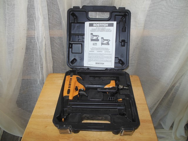 lot 29 image: Bostitch 18ga Brad Nailer (Air)