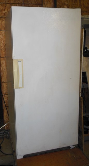 lot 22 image: Kenmore Freezer