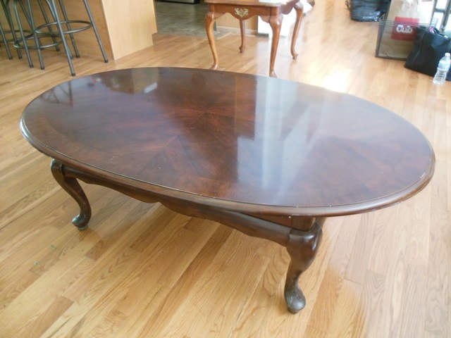 lot 64 image: Oval Wood Coffee Table