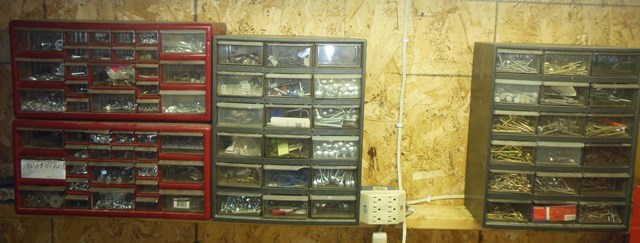 lot 93 image: 4 Hardware Organization Units and Contents