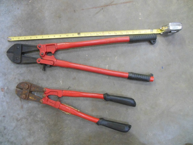 lot 105 image: Pair of Bolt Cutters