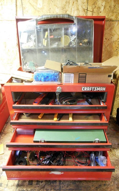lot 107 image: Craftsman Red Toolbox with Keys and AutoElectrical Contents