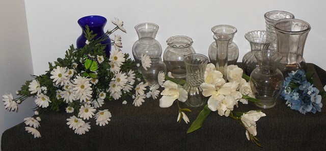 lot 128 image: Misc. Glass Vases and Faux Flowers