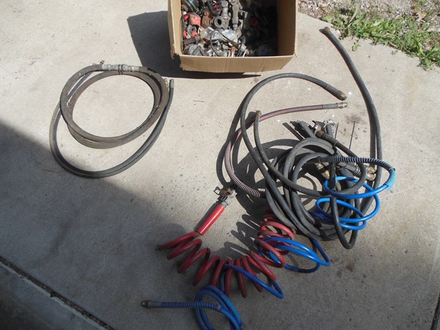 lot 145 image: Semi Air lines and Components and Hydraulic Lines