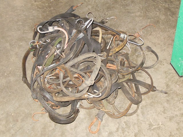 lot 193 image: Box of Bungee Cords